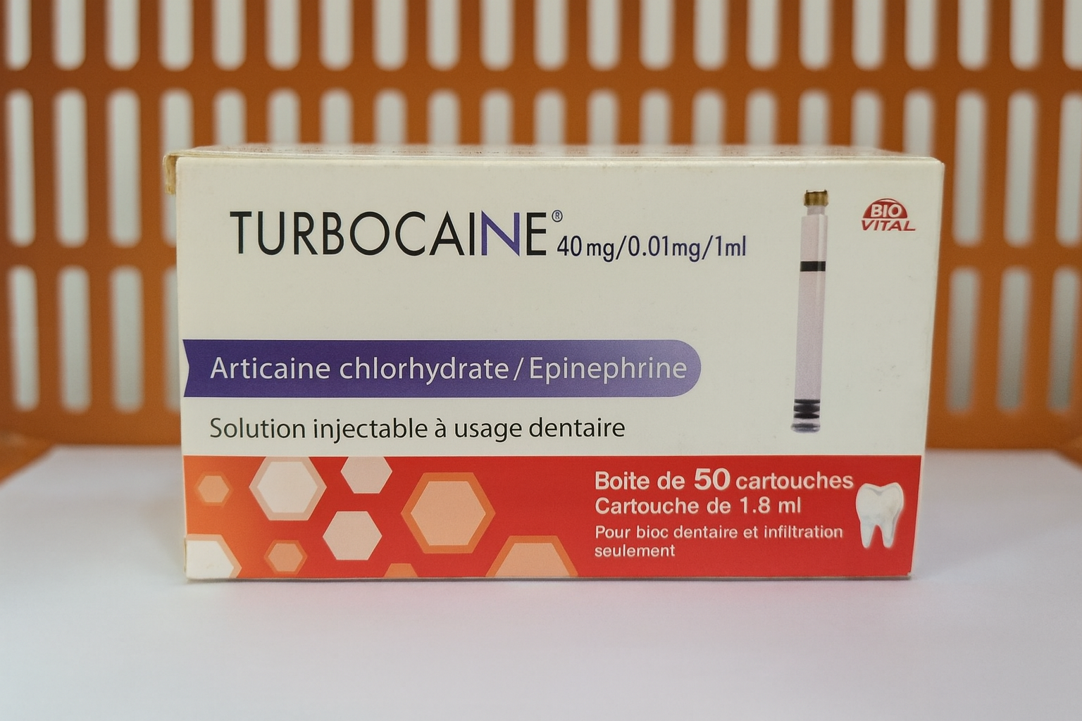 TURBOCAINE® – (40 mg / 0.01 mg / 1 ml); [Articaïne chlorhydrate
Épinéphrine (adrénaline)]